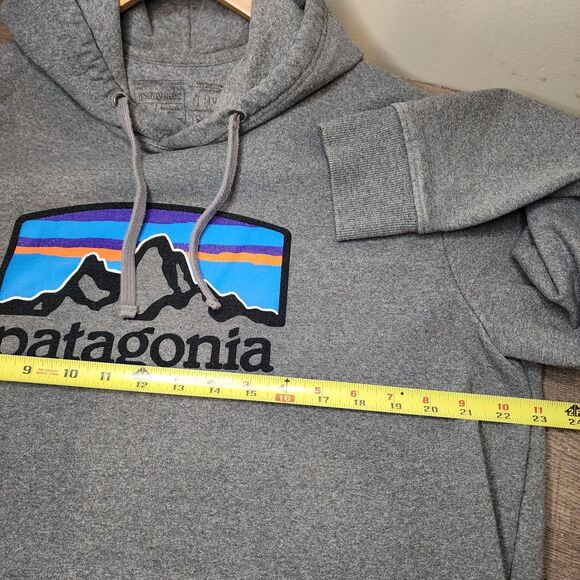 Patagonia Hoodie Sweatshirt Mens Large Gray P6 Logo Uprisal Pullover Gorpcore - Picture 9 of 13